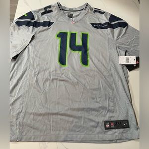 Seattle Seahawks Authentic Nike Men’s DK Metcalf Jersey (3XL) Retails For $130